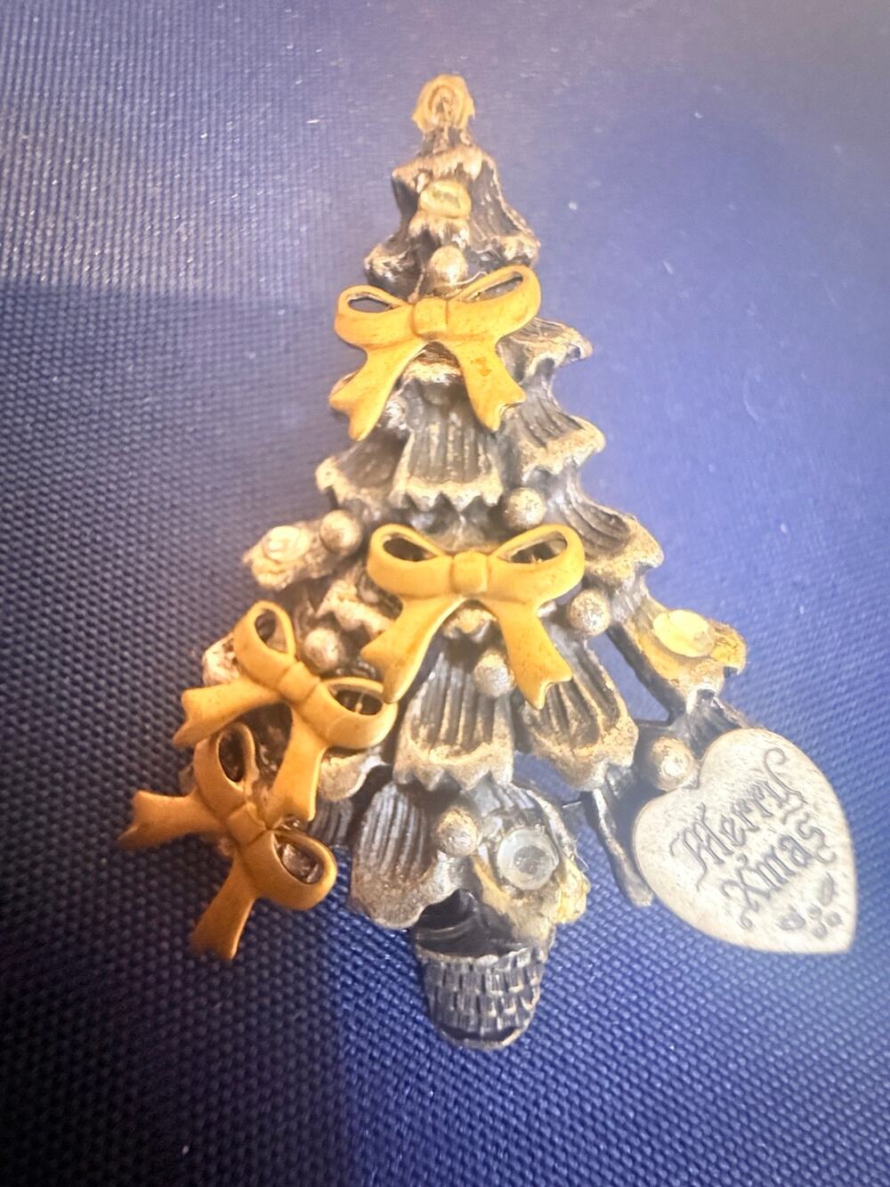 Vintage Christmas Tree Rhinestone Bow Pin As Is